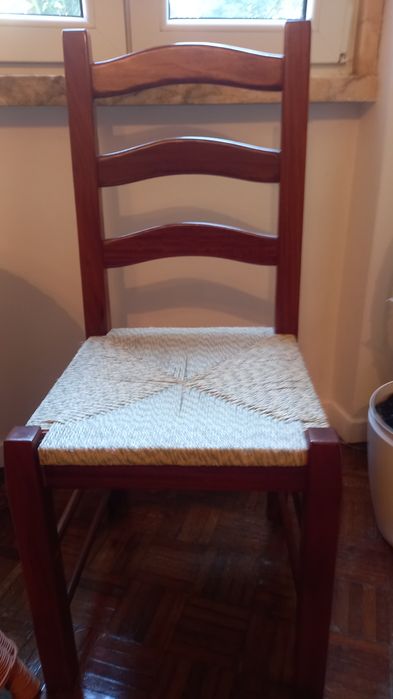 Cadeira Madeira Mogmo