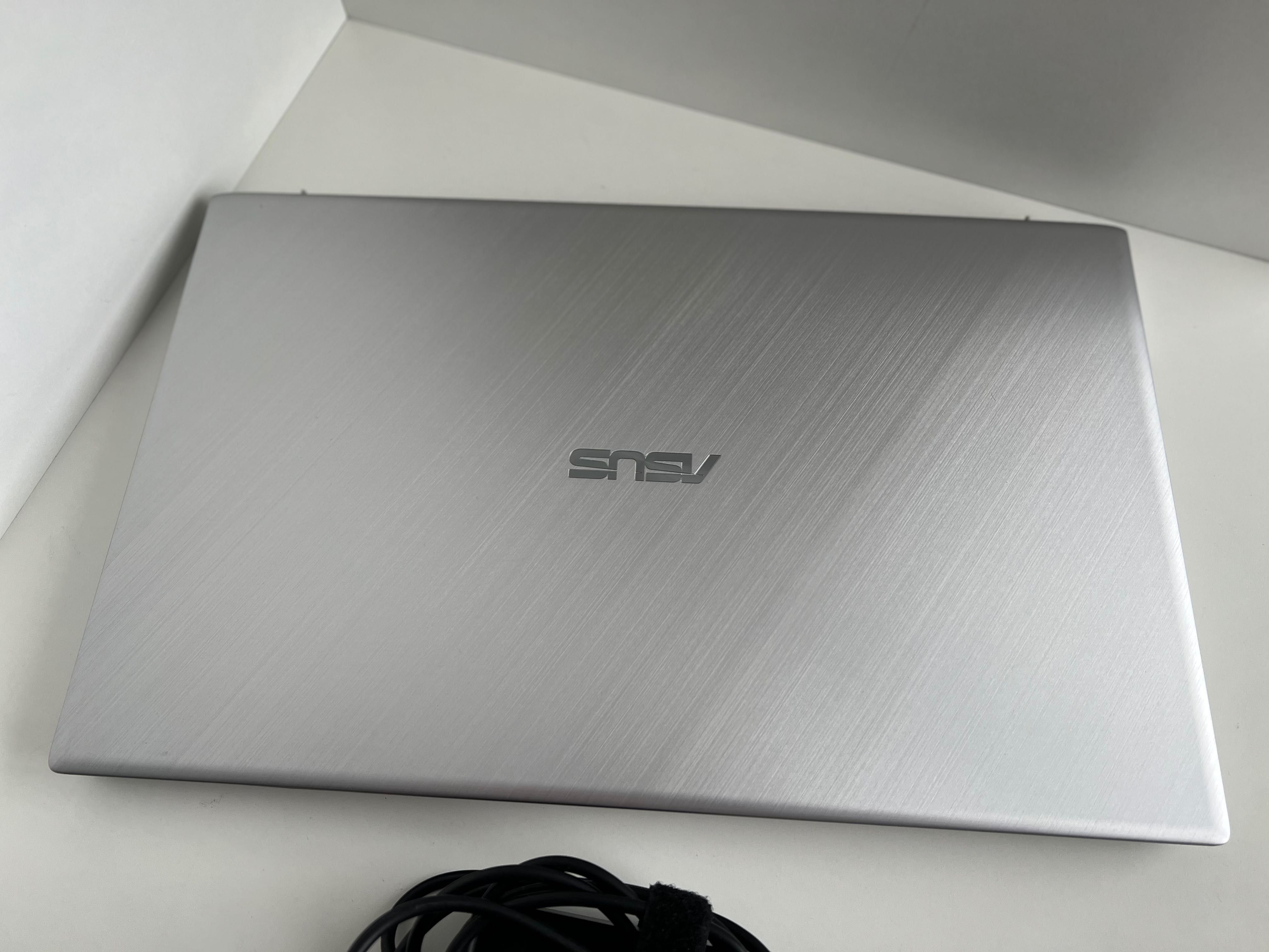 Asus VivoBook M712U Ryzen 5 5500U Radeon 16Gb 512Gb