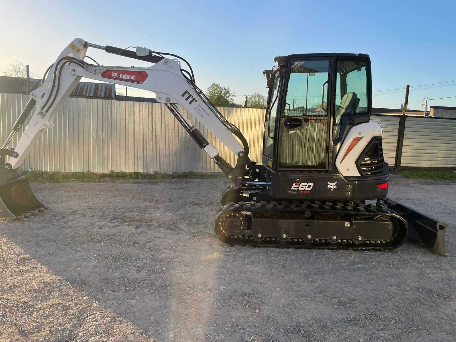 Міні- ескаватор Bobcat E60 R2 Рік випуску 2024