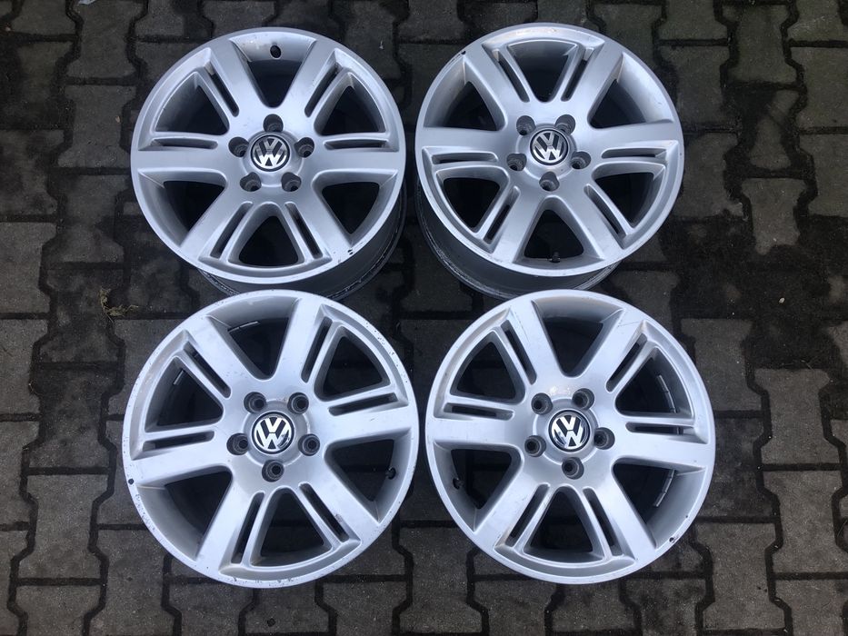 Alu VW Amarok T5 T6 Oem 17 5x120 Komplet
