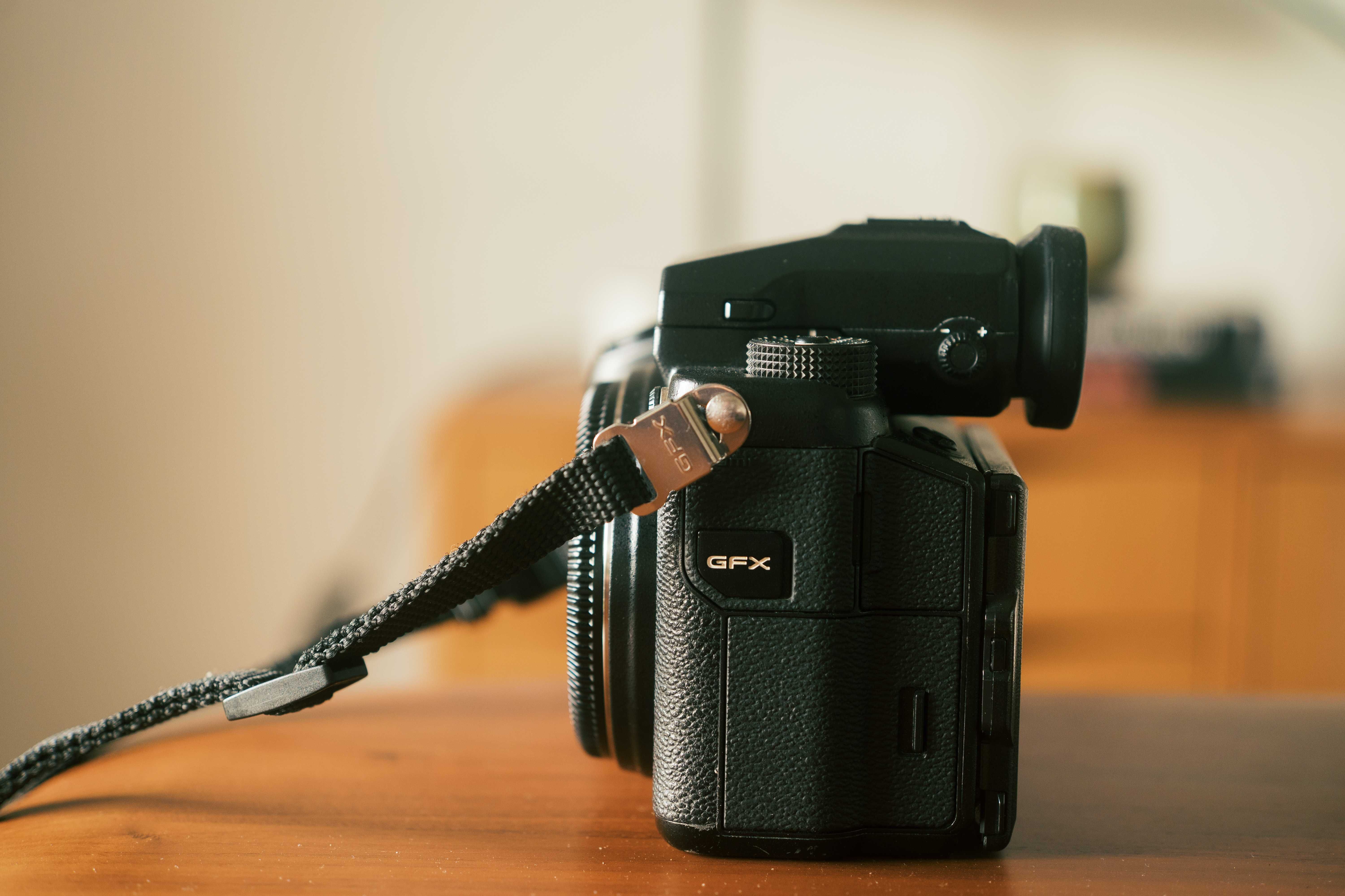 Fujifilm GFX 50S com 3 lentes - 16.000 disparos