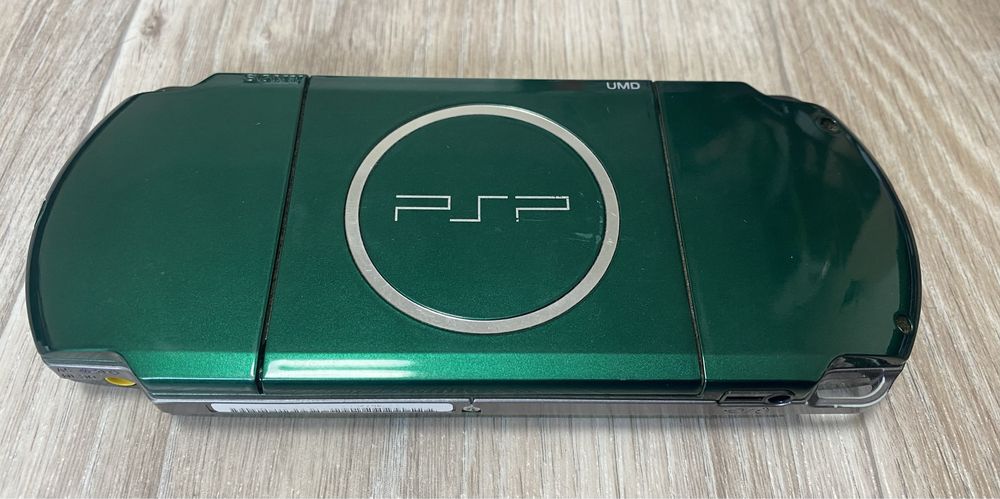 Sony PSP-3000 Spirited Green