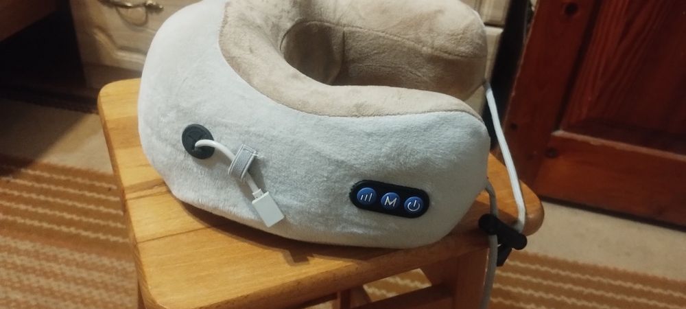 Масажер для шиї новий,6 режимів масажу ціна 300 грн