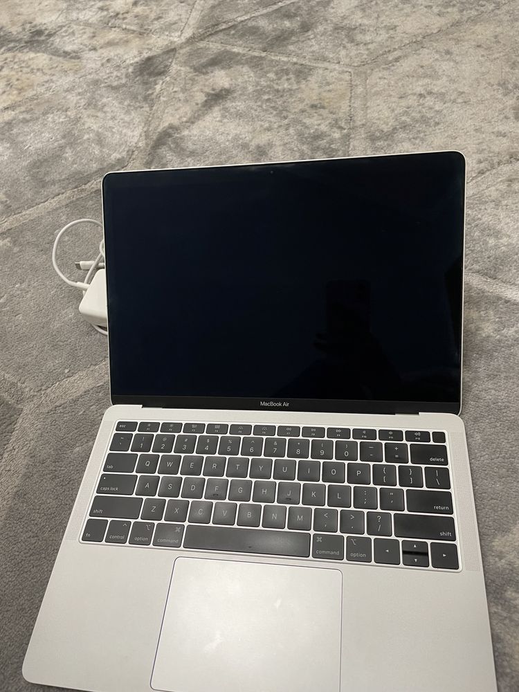 Macbook air 2019 1,6GHz intel core i5 16gb/256gb