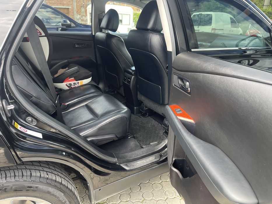 Продам lexus rx 350 2010