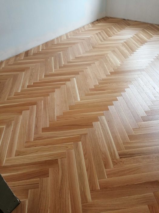 Parkiet warstwowy dąb rustic lakierowany /olejowany 11x70x490mm