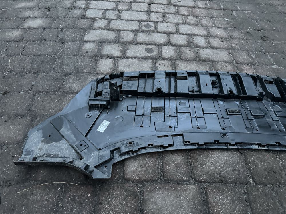 Ford Fiesta MK8 VIII H1 BB osłona płyta silnika podłoga Zderzaka Przód