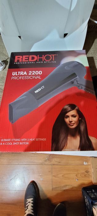 Suszarka Do Włosów Red Hot 2200W Profesjonalna