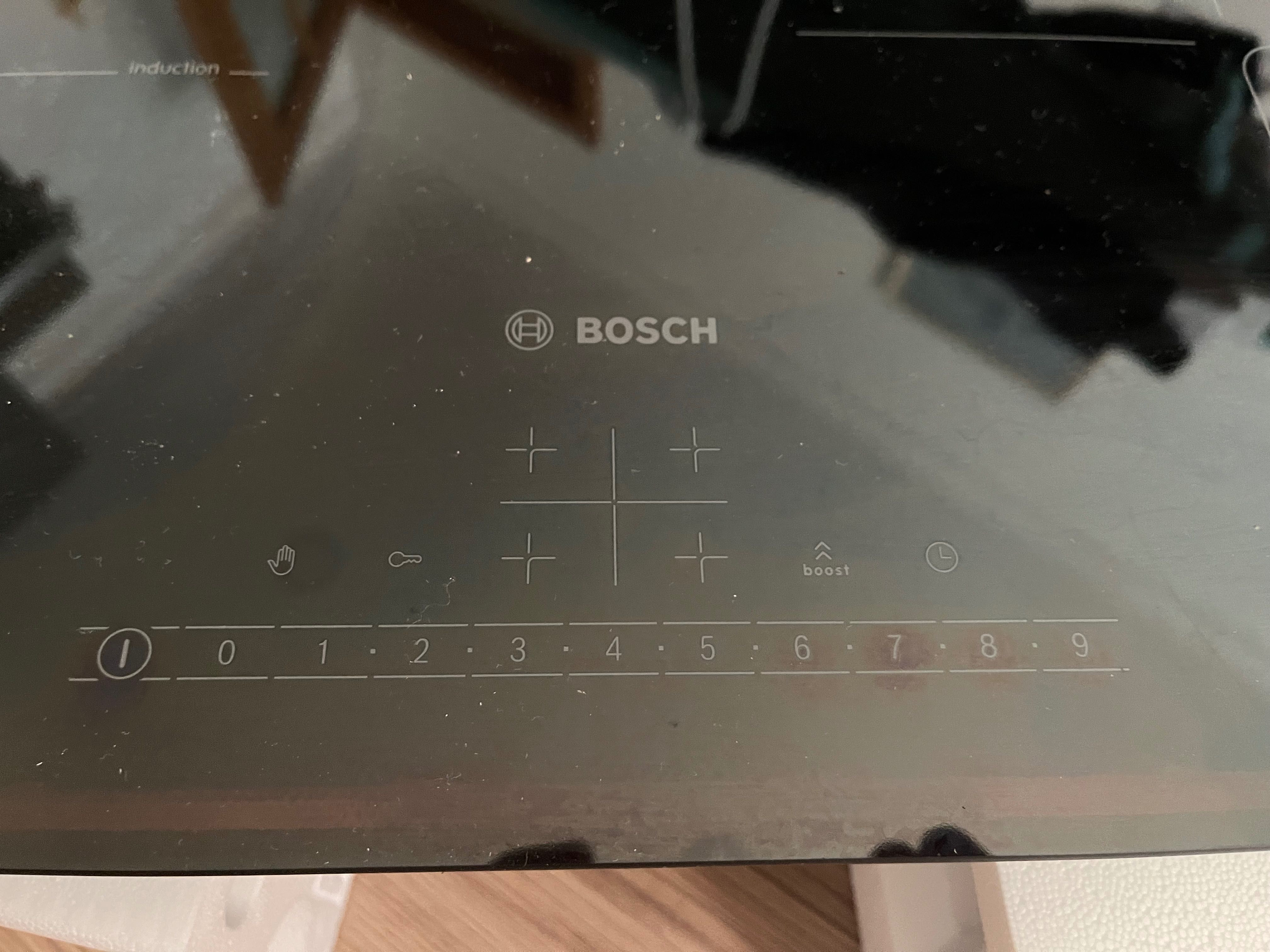 Placa de indução Bosch usada (rachada mas a funcionar)