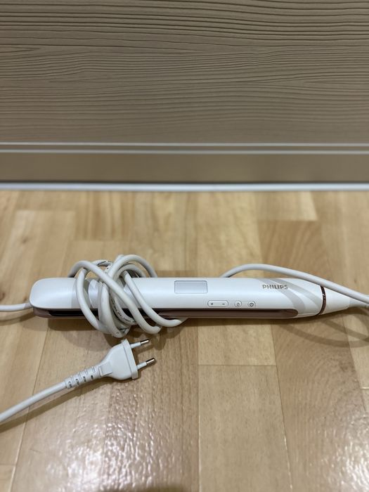 Вирівнювач для волосся Philips HP 8374 з іонізацією