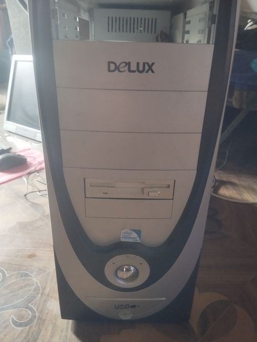 Комп DELUX Ihtel 5