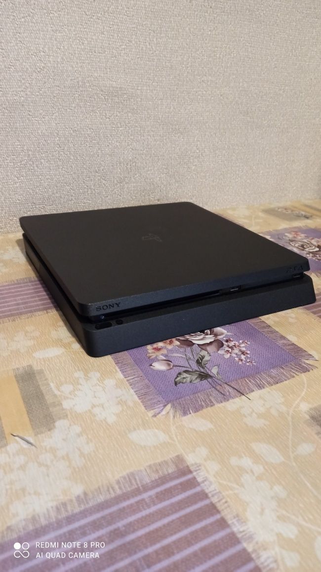 Sony playstation 4 slim 1tb