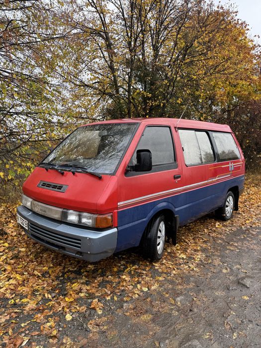 Продам Nissan Vanette