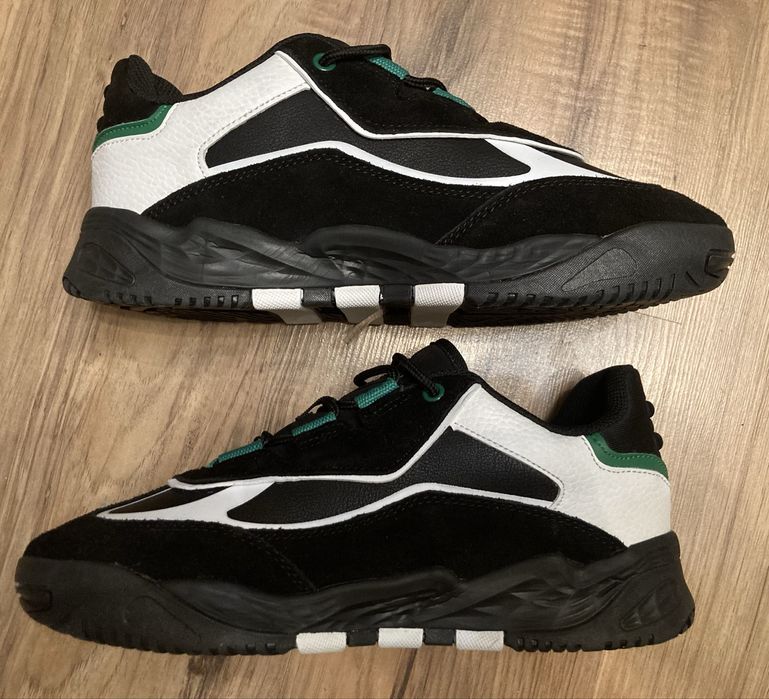 кроссовки     Adidas
