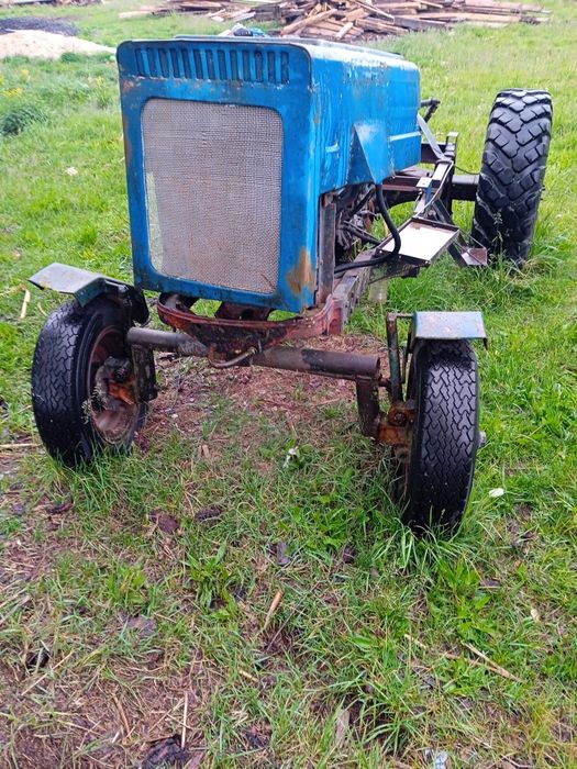 Передок з колесами та блотниками на саморобний трактор