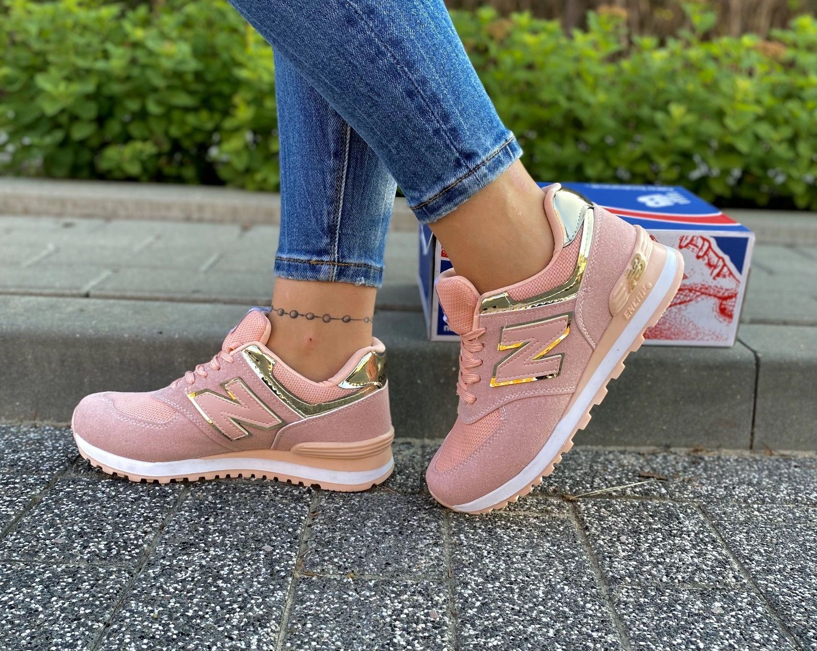 Damskie buty New balance 574  nowe wysyłka 36,37,38,39,40 tanio pobran