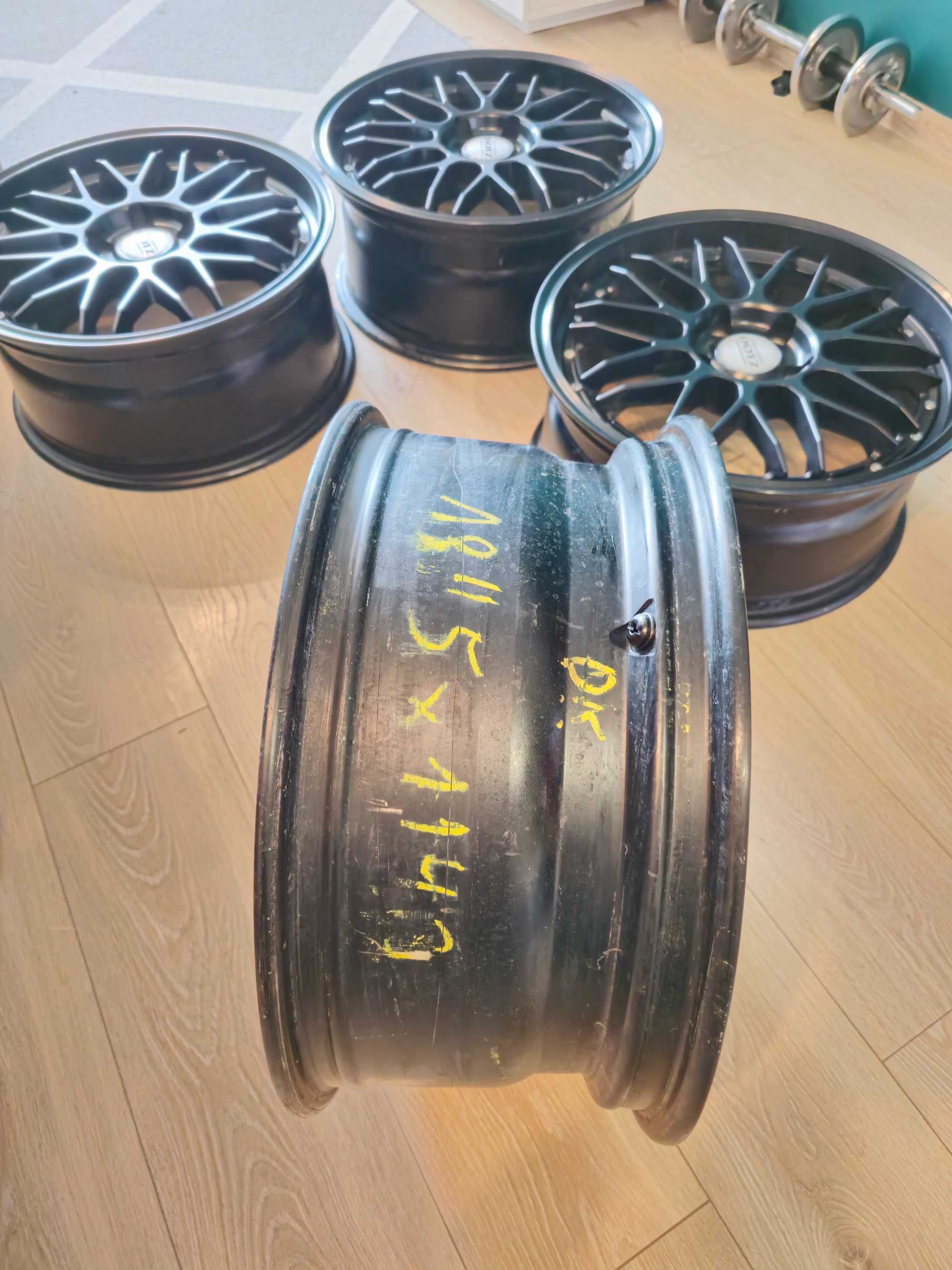 Sprzedam Felgi Dotz Revvo 18" 5x114,3 8j ET48 czarne Honda