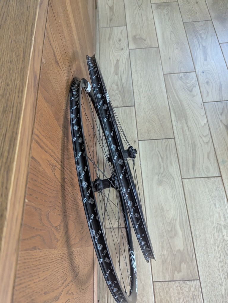 Koła szosowe gravel DT swiss P1800 DB spline dtswiss