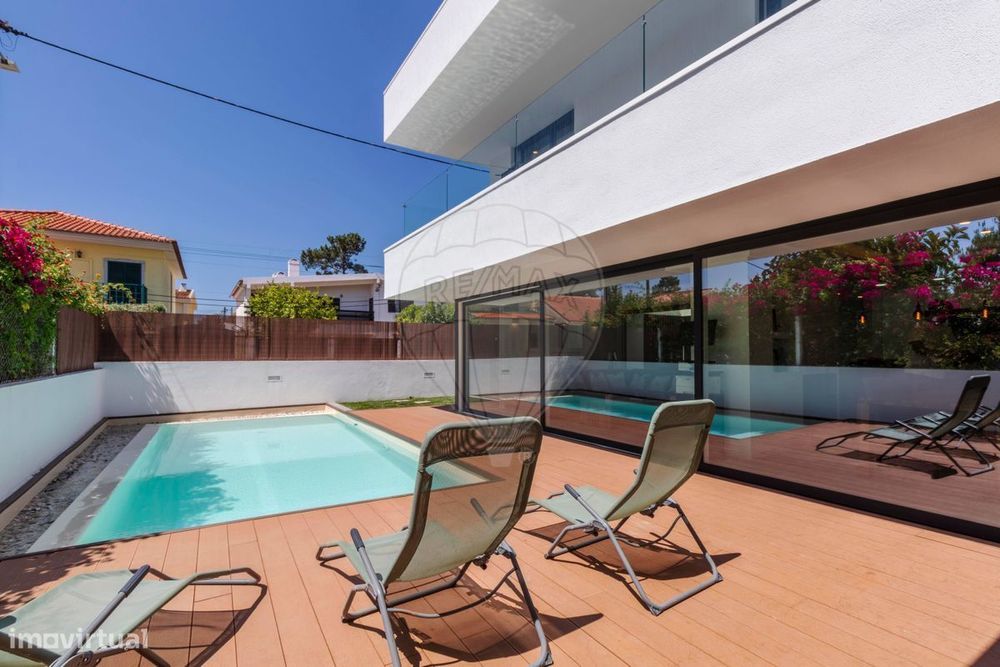 Moradia T4 para venda