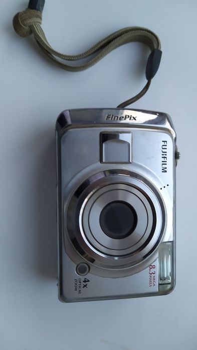 Цифровий фотоапарат Фуджї