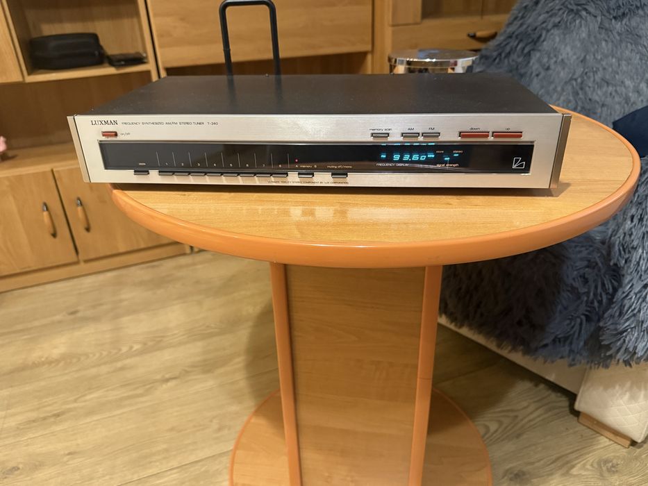 Tuner luxman l-240