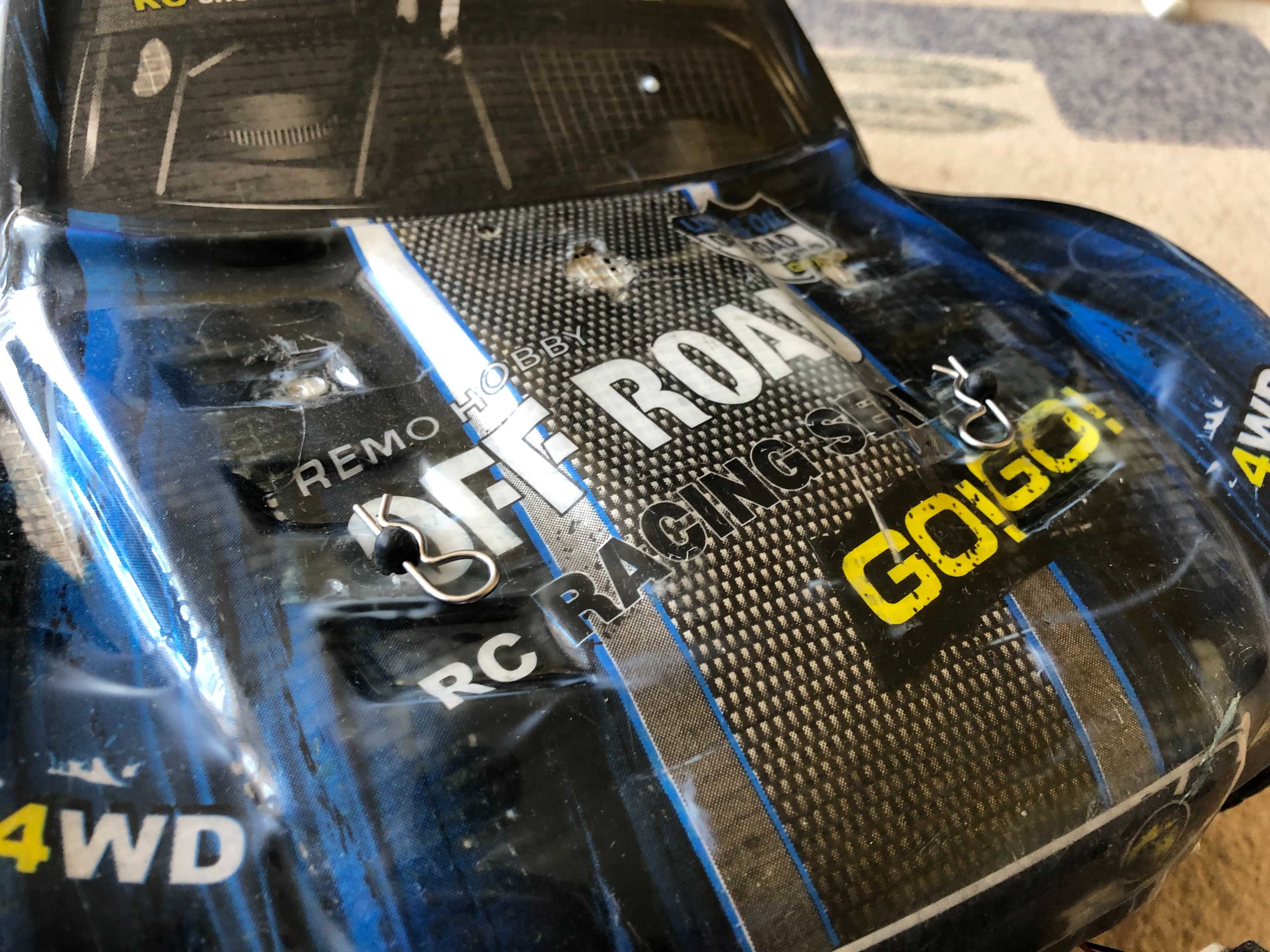 PRO-LINE Nakrętki / blokady mocowań karoserii RC 6070-02