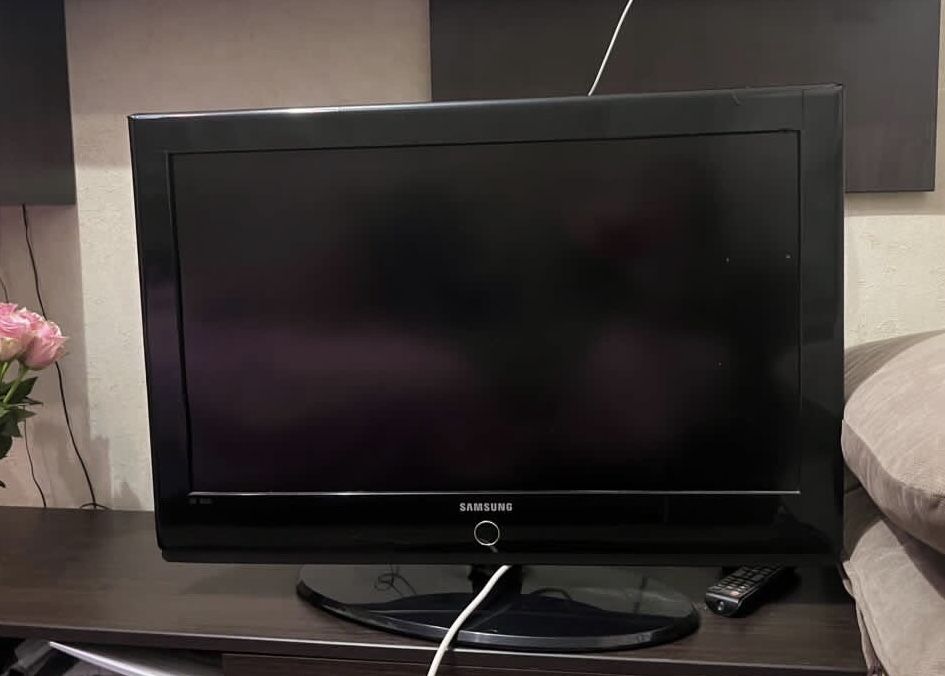 Телевізор Samsung LE32A430T1XUA