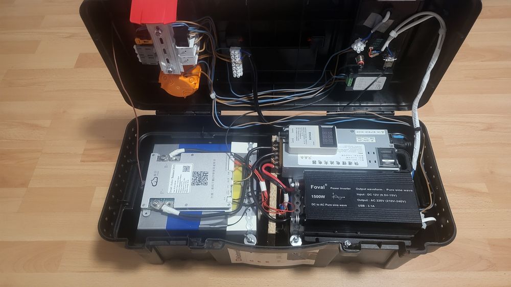 Джерело безперебійного живлення.