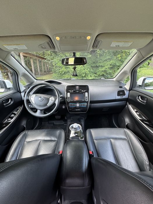Nissan Leaf SL  2016