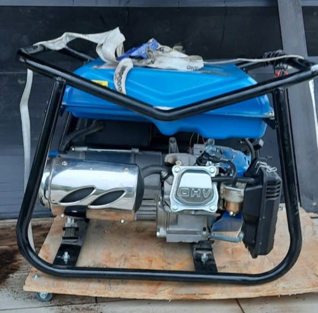 Agregat prądotwórczy Kraft & Dele 3000W JAK NOWY
