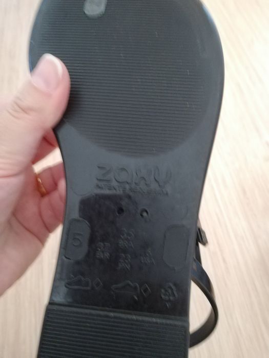 Sandálias Zaxy NOVAS