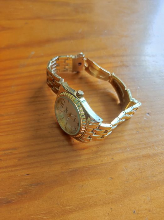 Relógio Cussi Dourado