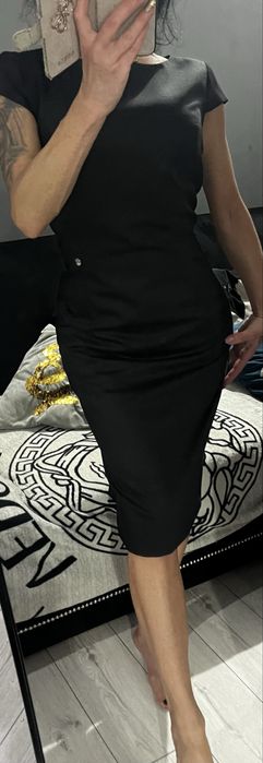 Elegancka modelująca simple couture lou kors chaos voga la milla bizuu