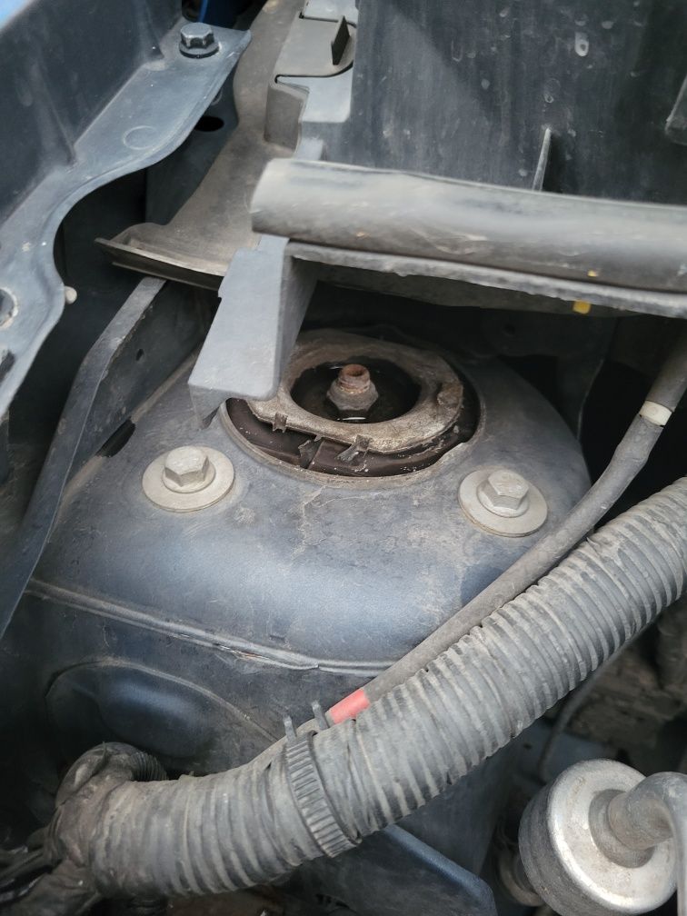 Nissan  note 1,6 automatic