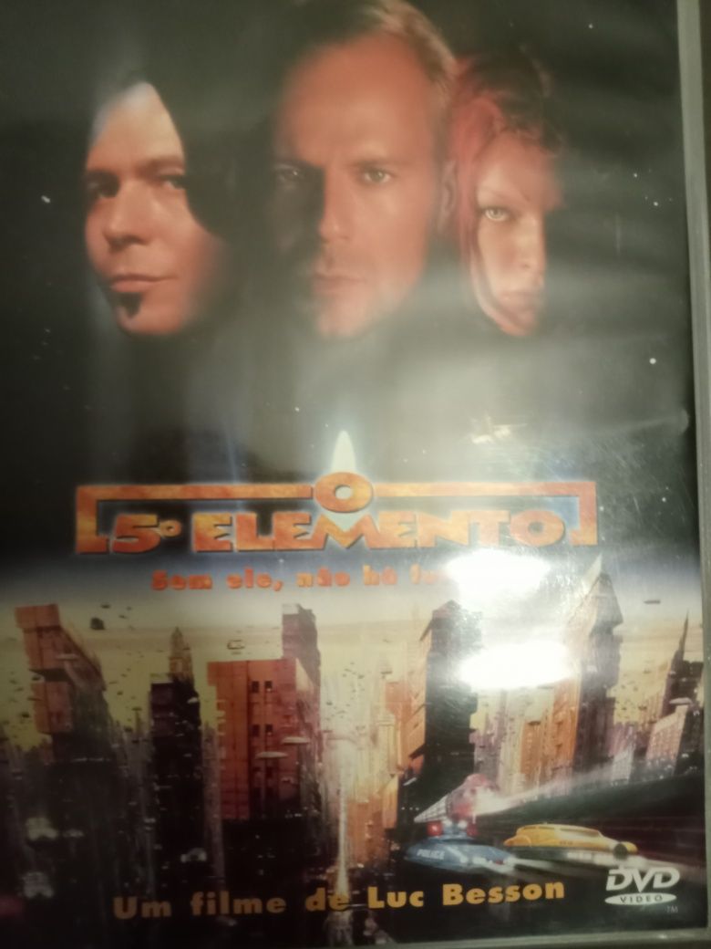 O quinto elemento de Luc Besson Dvd