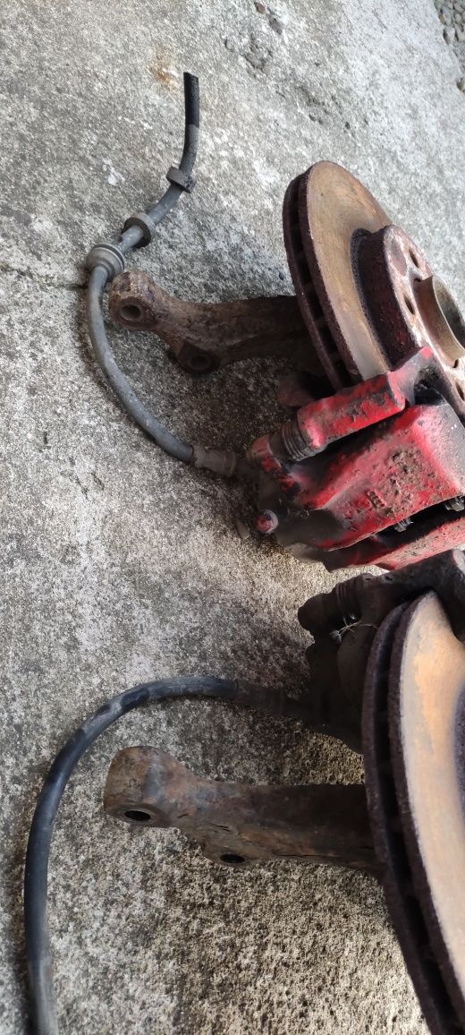 SWAP tarcz hamulcowych przód 256 mm wentylowane 4x100 golf 2 Jetta a2