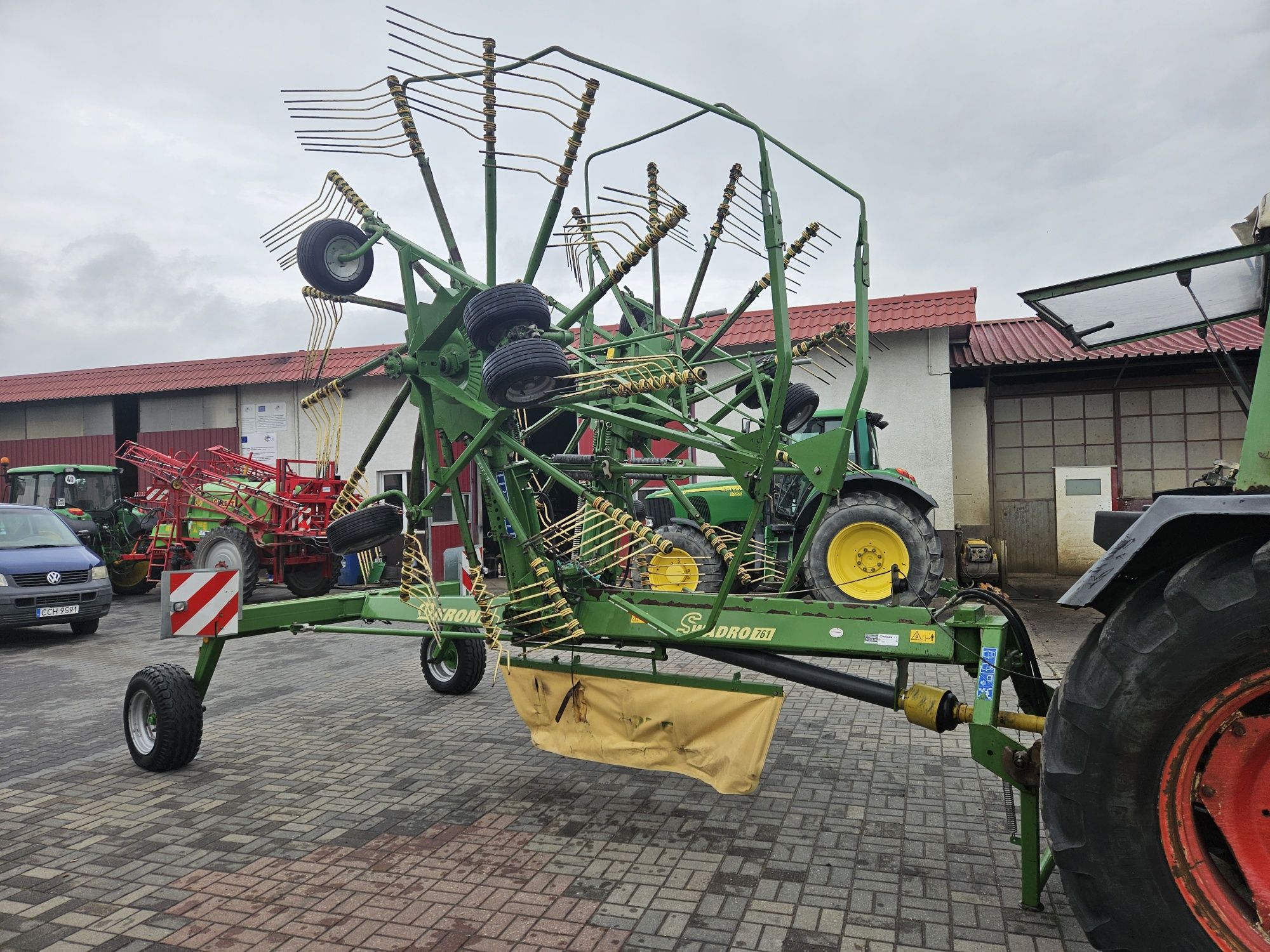 Zgrabiarka krone swadro 761 nowy model claas pottinger