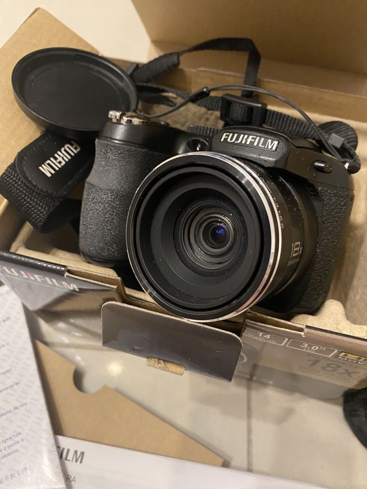 Aparat Fujifilm FinePix S2950