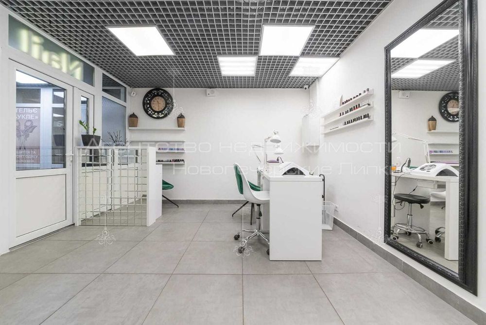 оренда для майстра манікюру в салоні краси з генератором