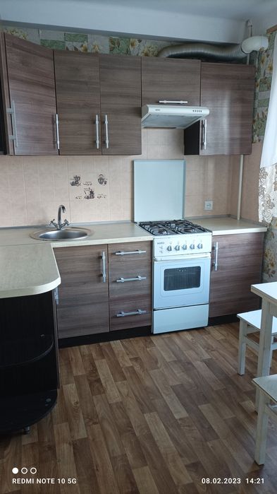 Здам 2 км. Деповська 79 А .Дом 9/4 .Парк Клімова .5 хв до рин . Анголе