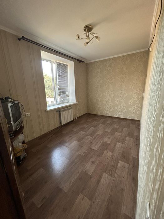 Продаж квартири  місто Вільнянськ,звертайтеся за номером +380505978206