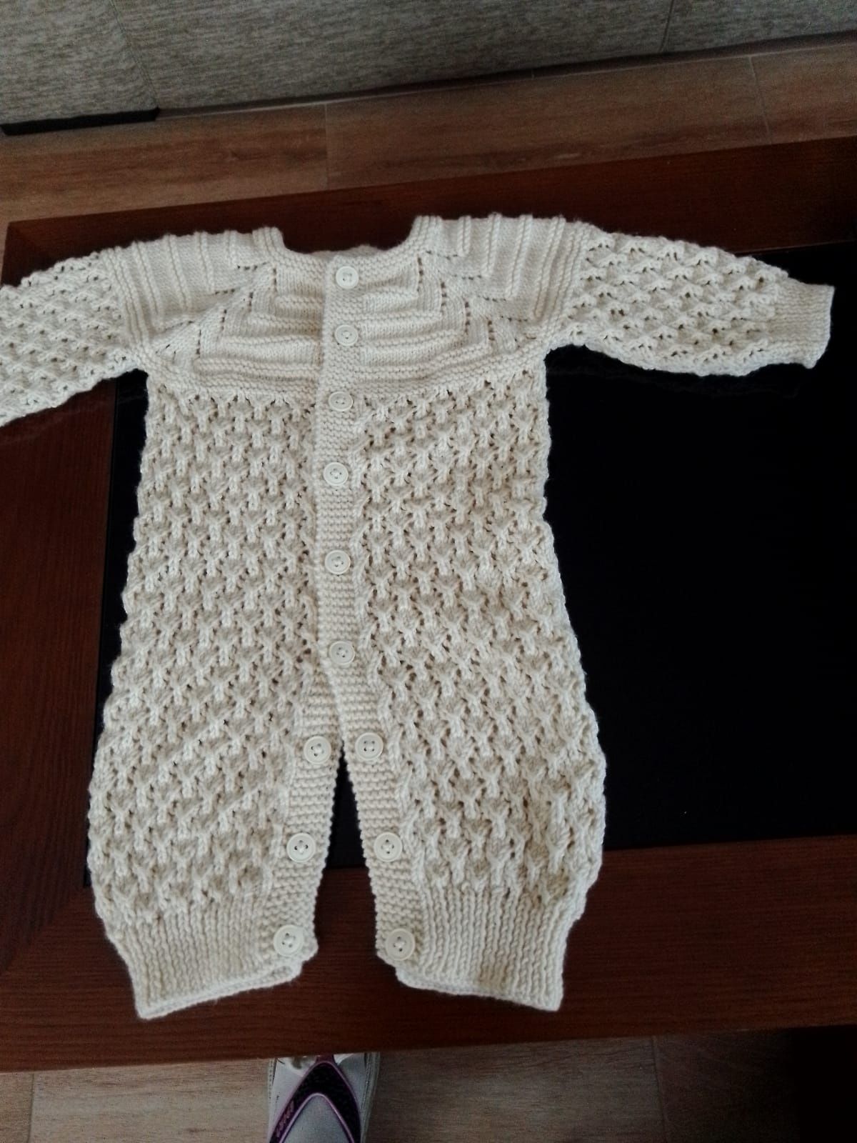 Babygrow feito à mão