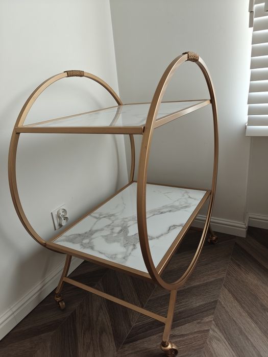 Barek, stolik do lux wnętrza., pomocnik do gabinetu  kosmetycznego