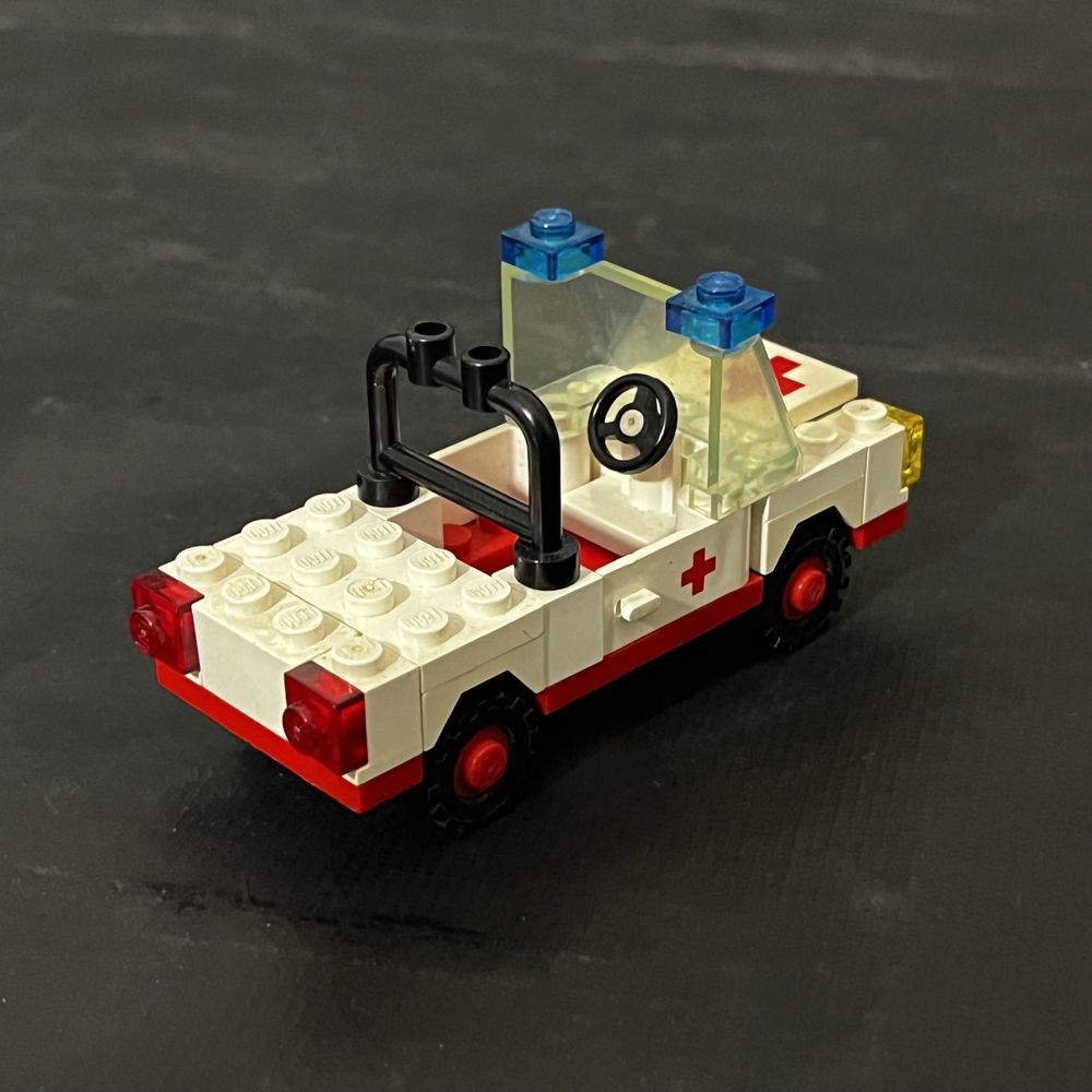 6629 LEGO Ambulans