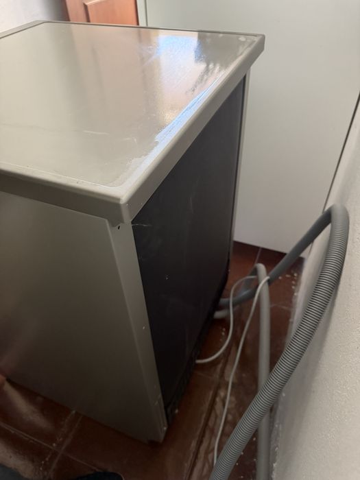 Máquina de lavar loiça Samsung