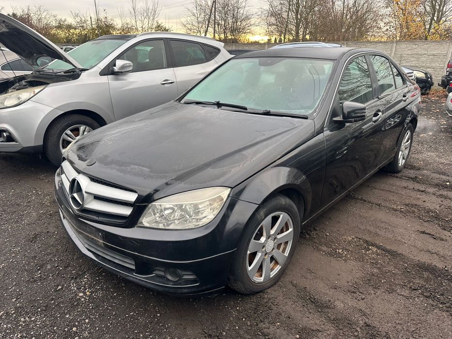 Mercedes C200 646 silnik 2.2 CDI 2009r,Anglik z kluczykami