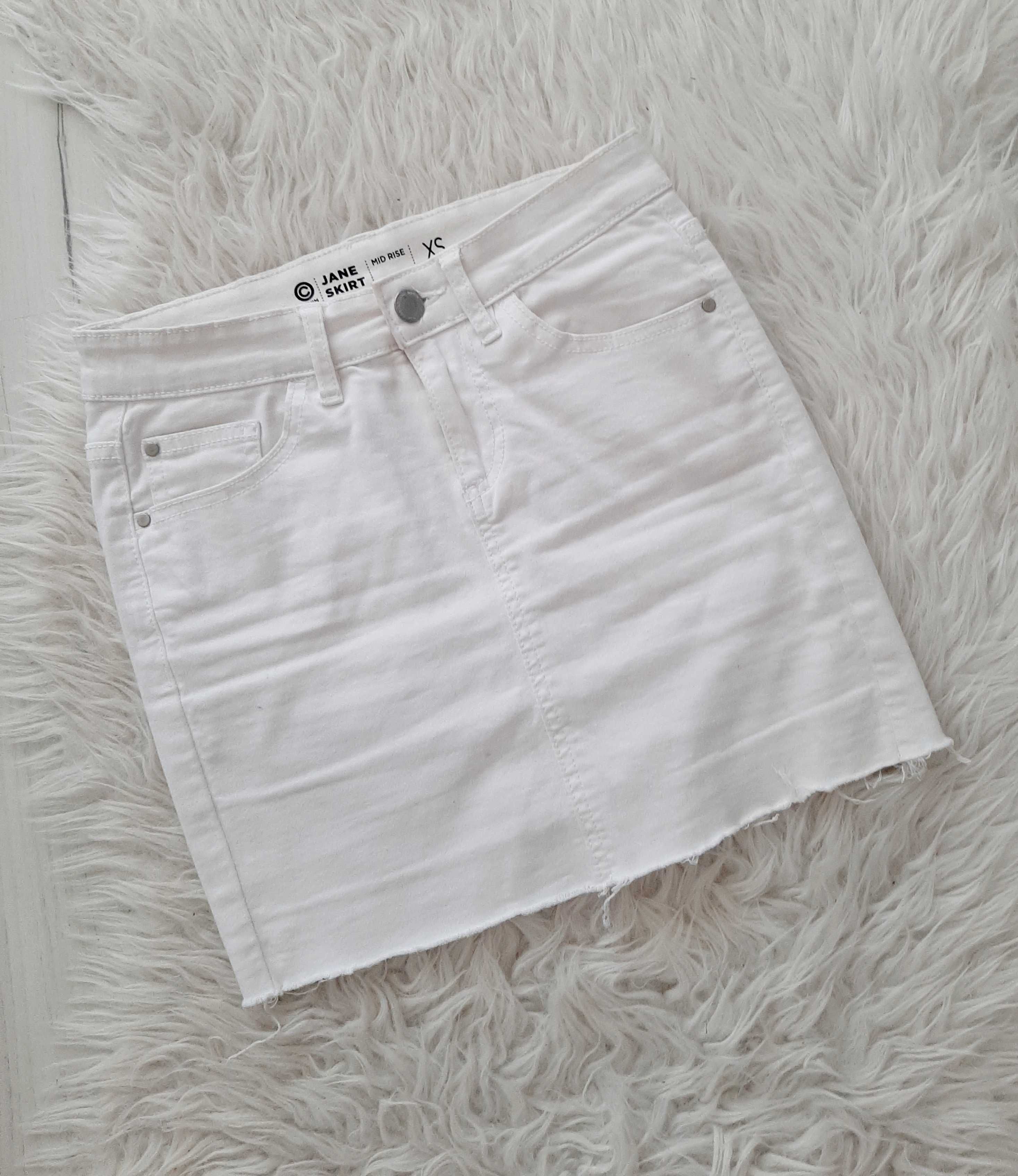 Piękna biała jeansowa spódniczka XS 34