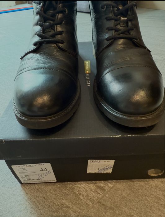 Ботінки Tommy Hilfiger 44 розмір