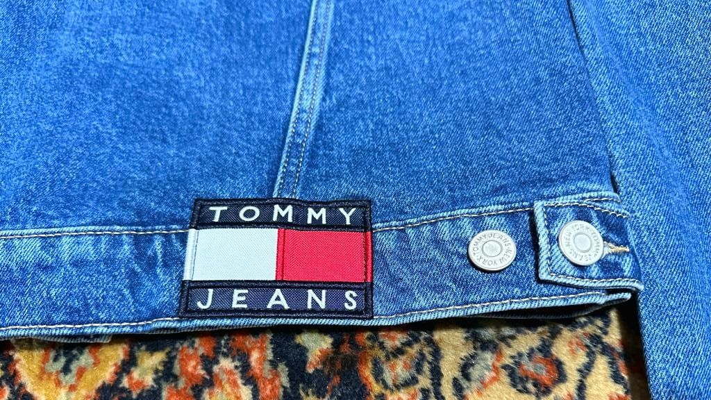 Jaqueta Tommy Hilfiger. 85euros