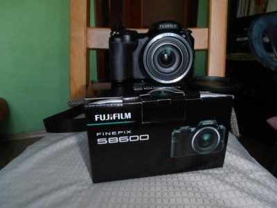 FujiFilm S 8600+gratis